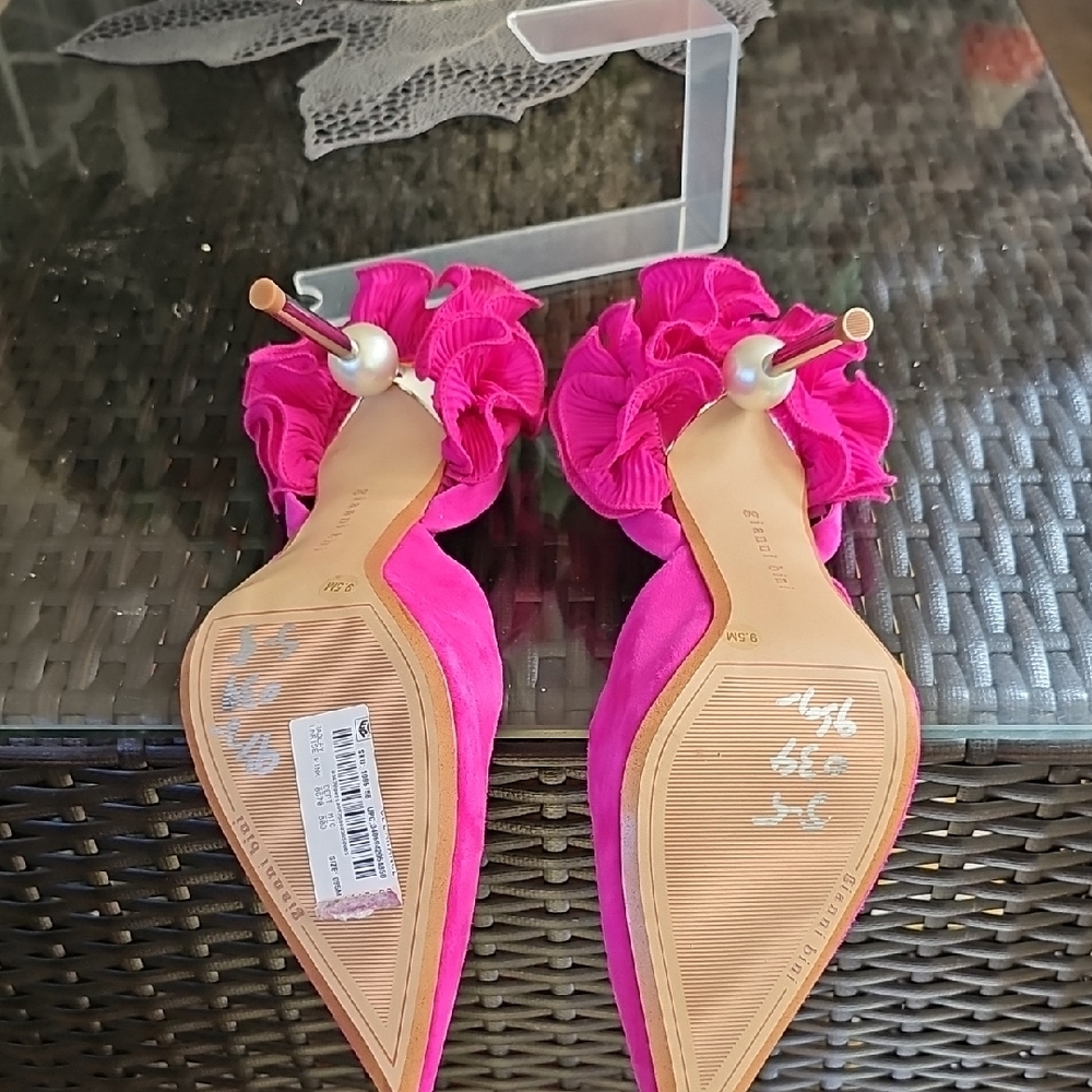 Gianni Bini Fuchsia Floral Heels - Picture 5 of 10